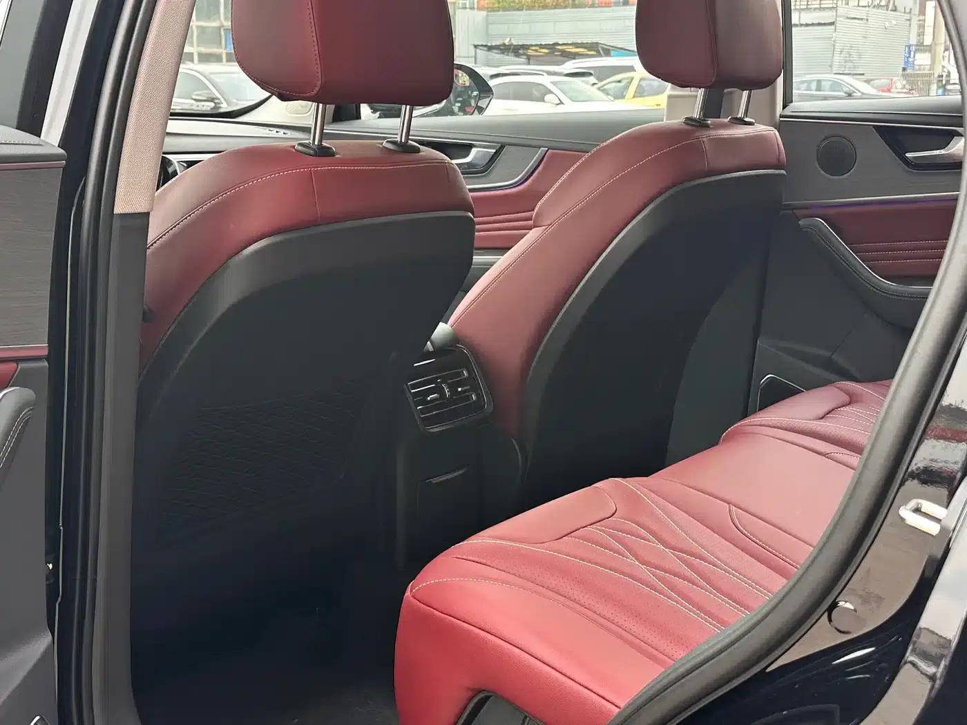 Hongqi HS5 2025 2.0T 2WD Flagship Pro Edition — миниатюра 12