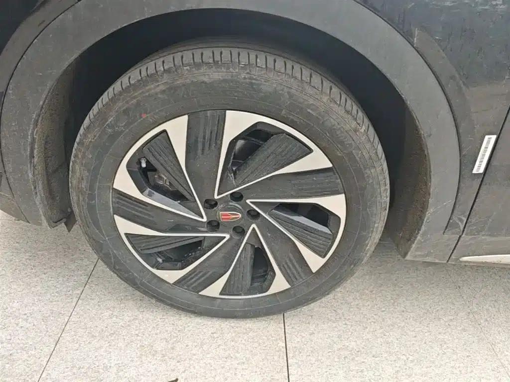 Hongqi HS7 PHEV 2024 2.0T PHEV 4WD Flagship Edition 7-seater — миниатюра 23