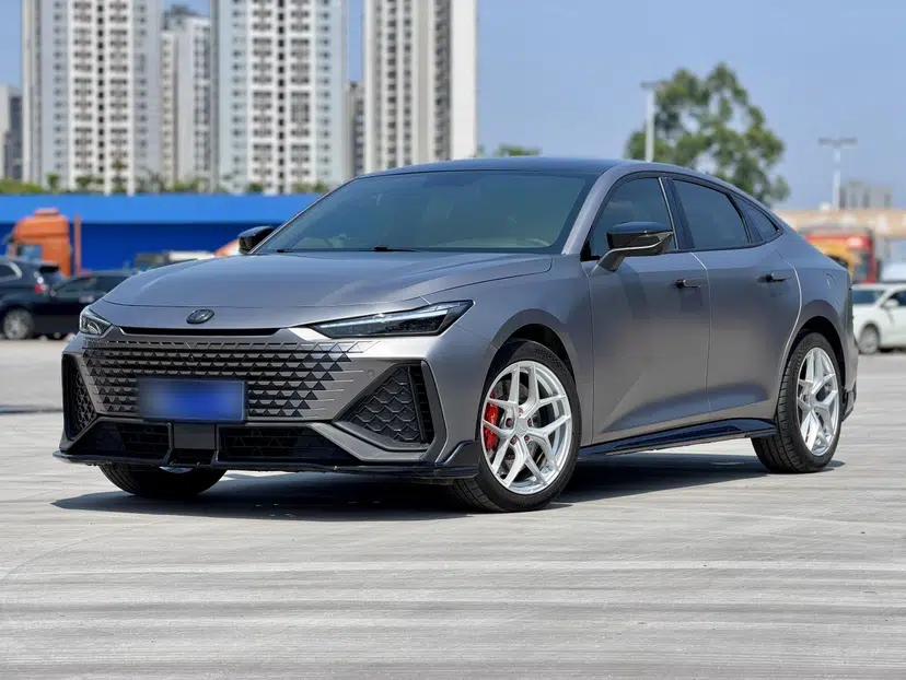 CHANGAN UNI-V 2022 2.0T Sporty Version — миниатюра 1