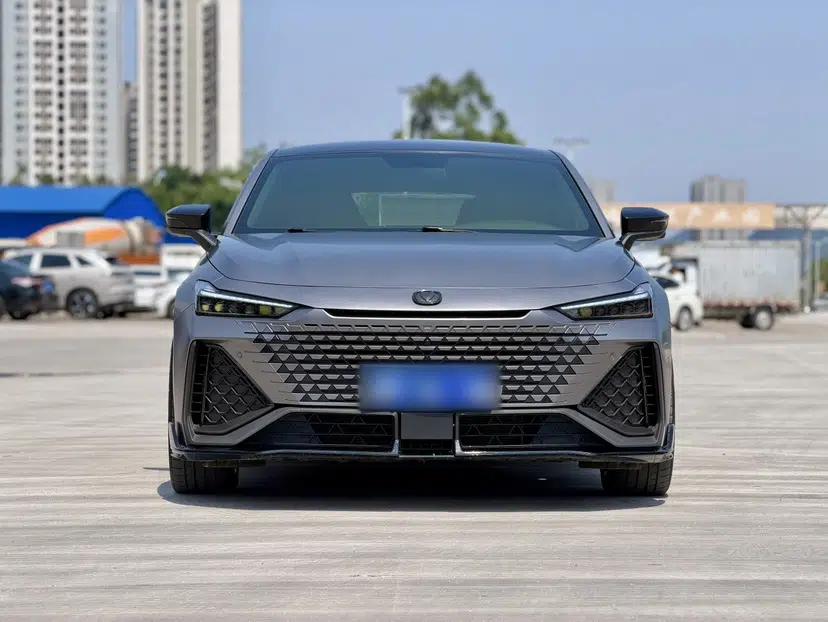 CHANGAN UNI-V 2022 2.0T Sporty Version — миниатюра 5