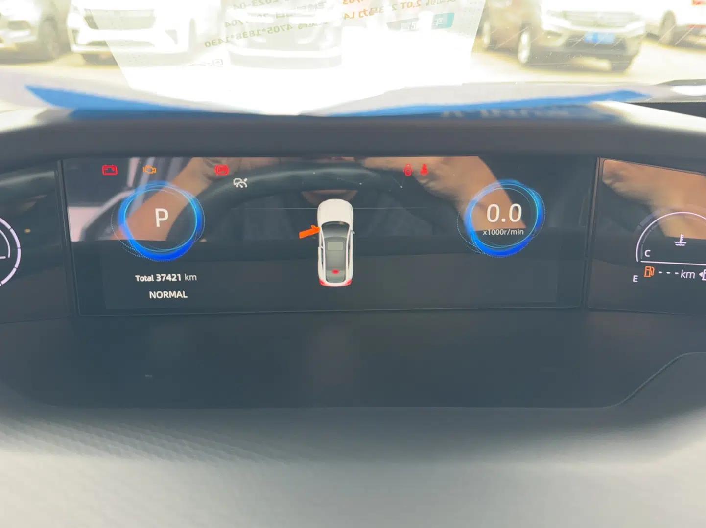 CHANGAN UNI-V 2022 2.0T Sporty Version — миниатюра 7