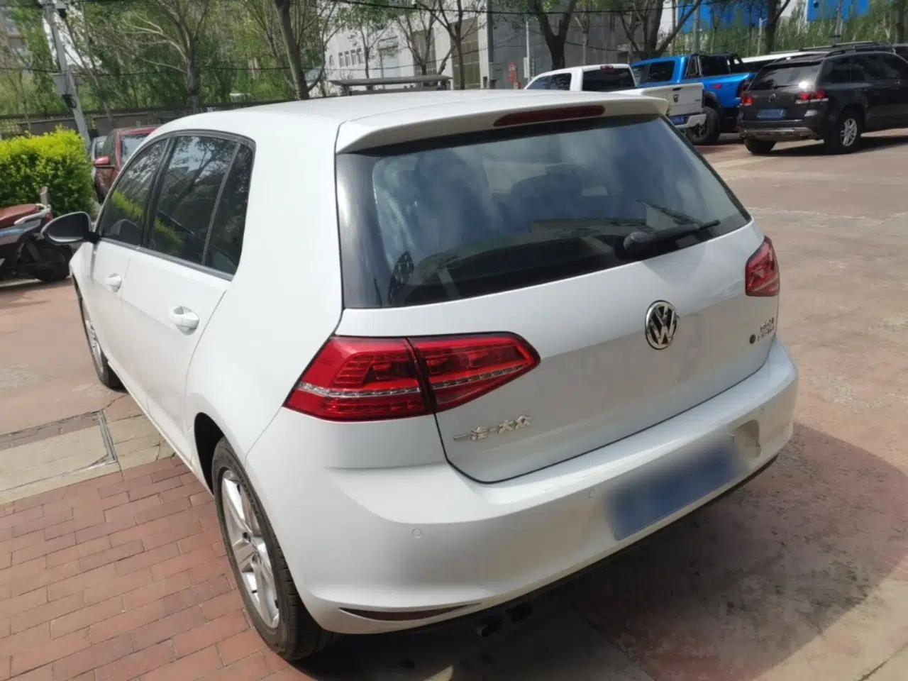 Volkswagen Golf 2016 230TSI Automatic Comfort Version — миниатюра 4