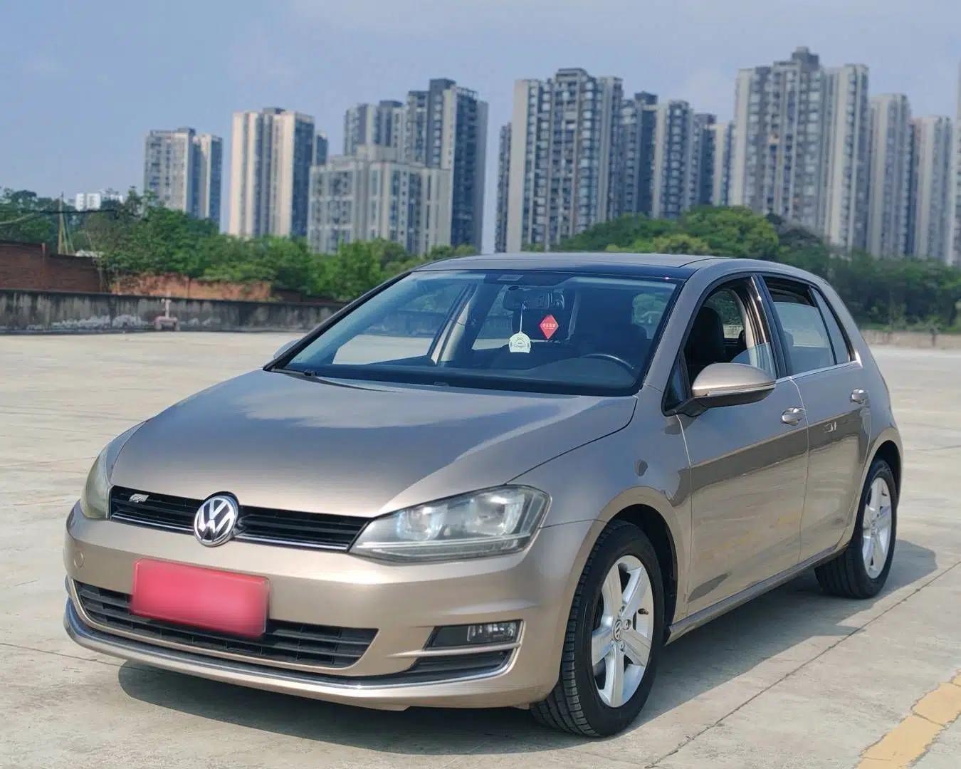 Volkswagen Golf 2015 1.4TSI Automatic Comfort Model — миниатюра 1
