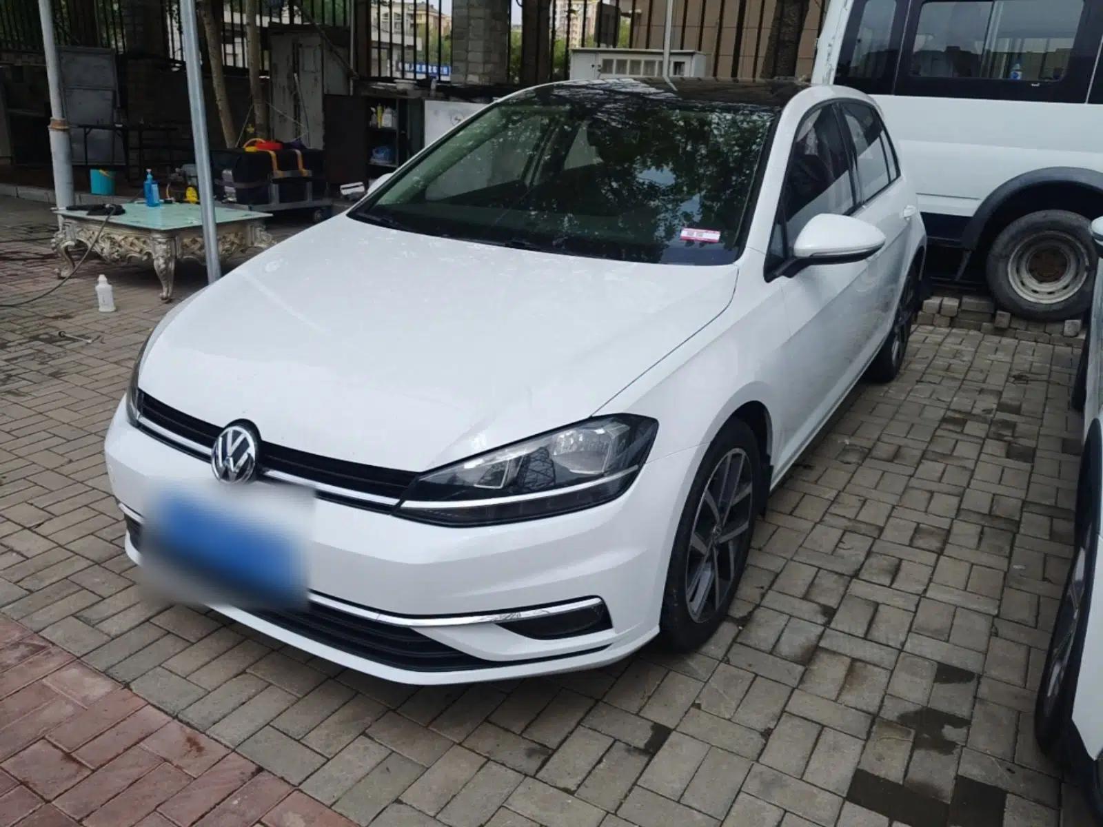 Volkswagen Golf 2019 280TSI DSG Luxury Version China V Standard — миниатюра 1