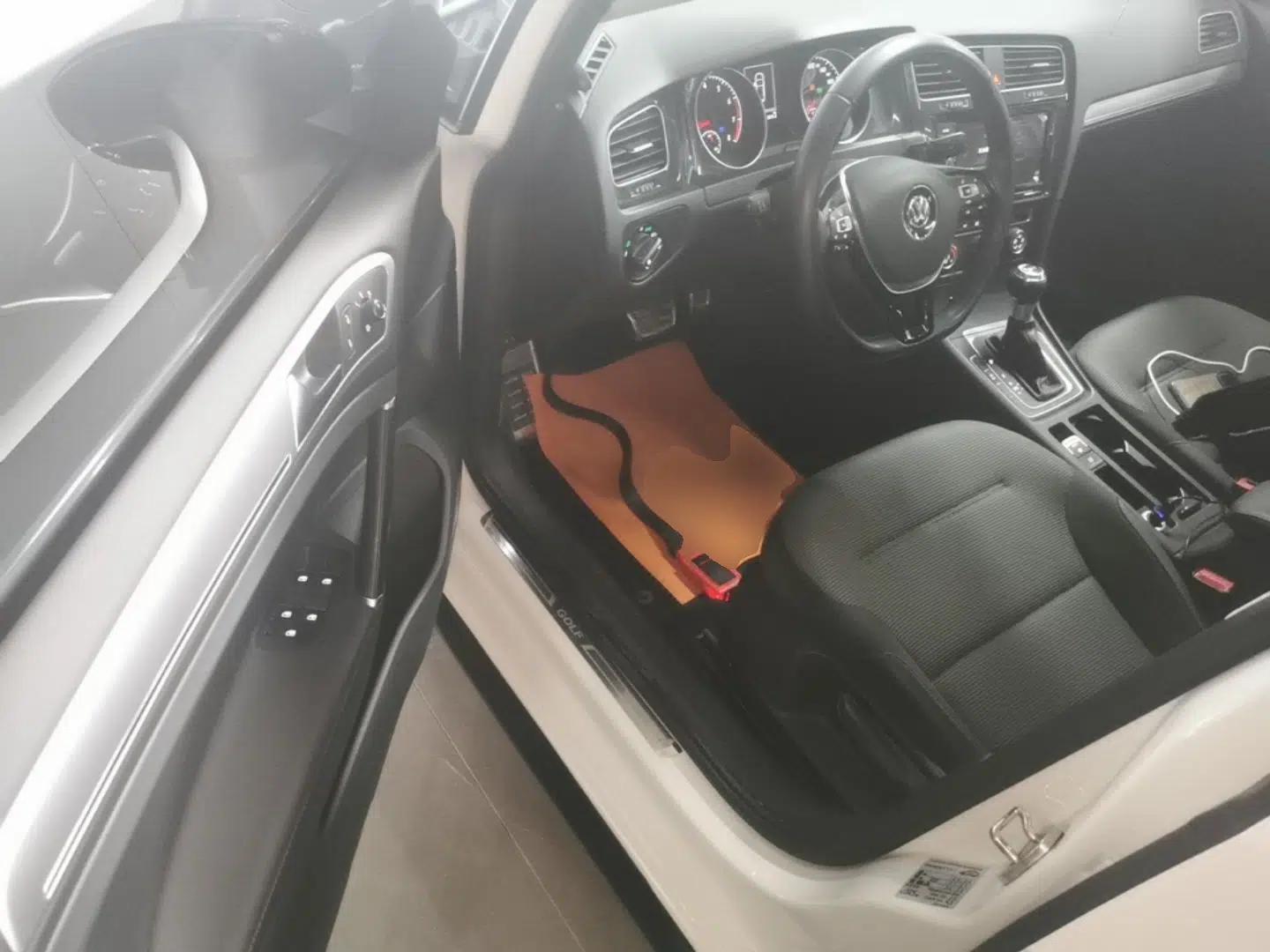 Volkswagen Golf 2019 280TSI DSG Comfort Version China V Standard — миниатюра 19