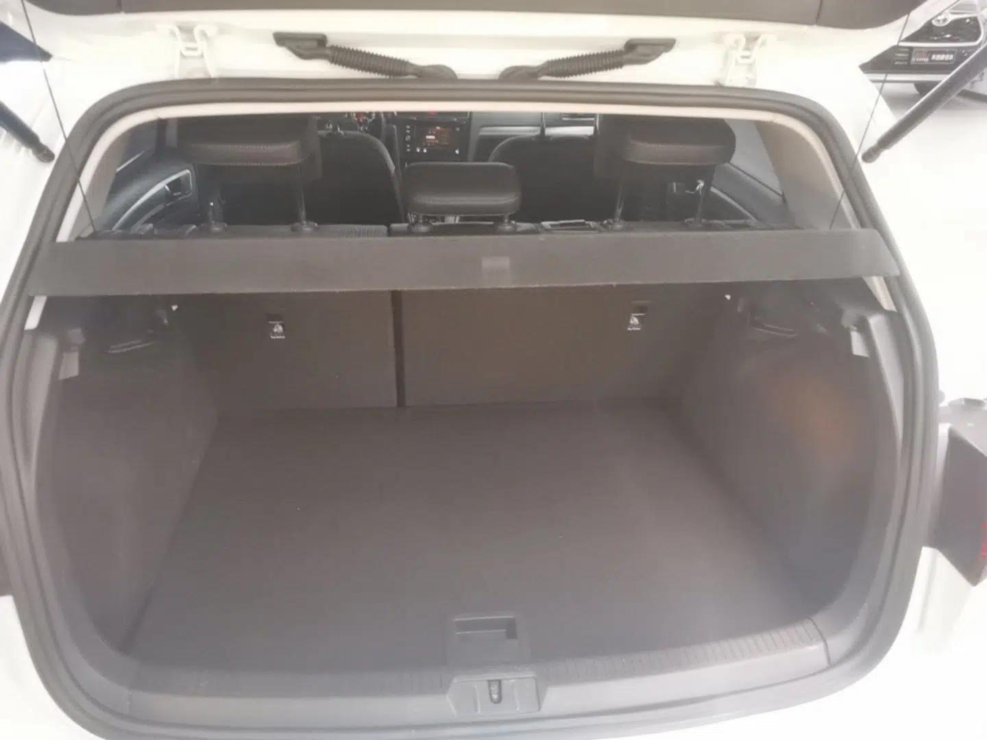 Volkswagen Golf 2019 280TSI DSG Comfort Version China V Standard — миниатюра 22