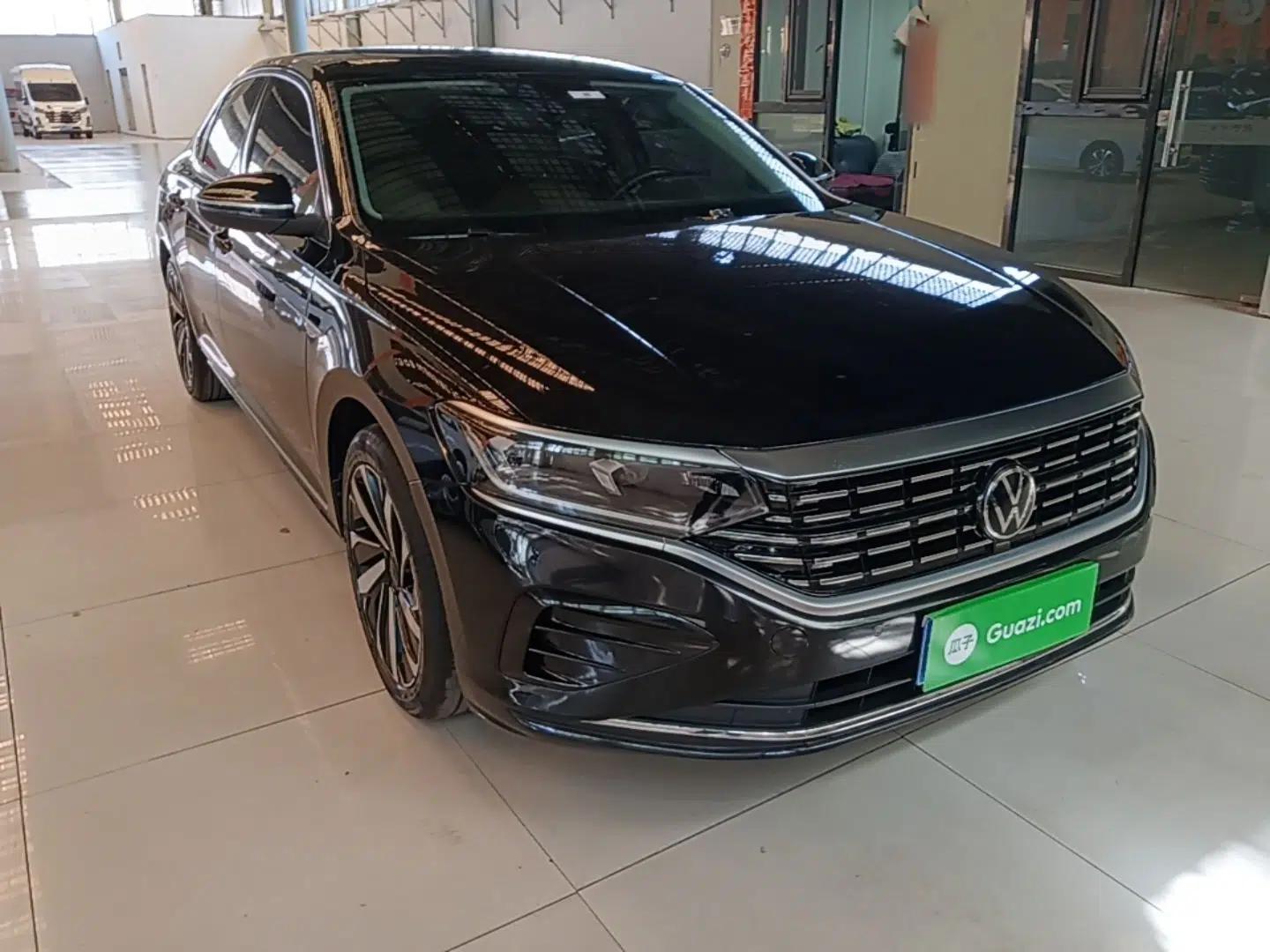 Volkswagen Passat 2022 330TSI Elite Edition — миниатюра 3