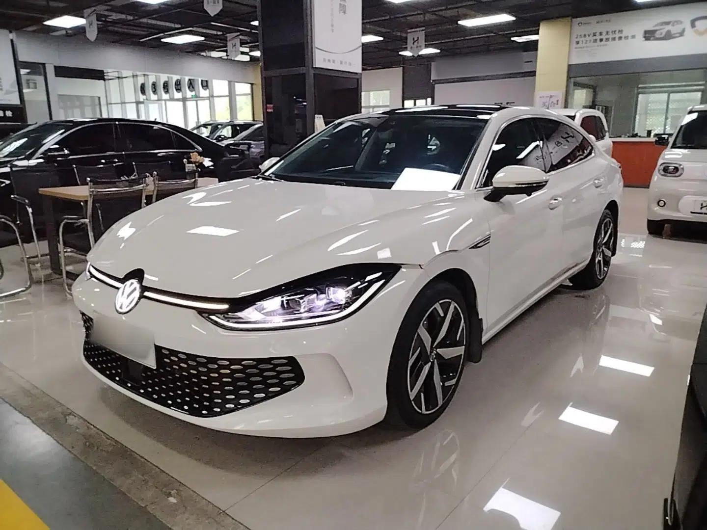 Volkswagen Lamando 2022 Lavida L 280TSI DSG Cool & Spicy Edition — миниатюра 1