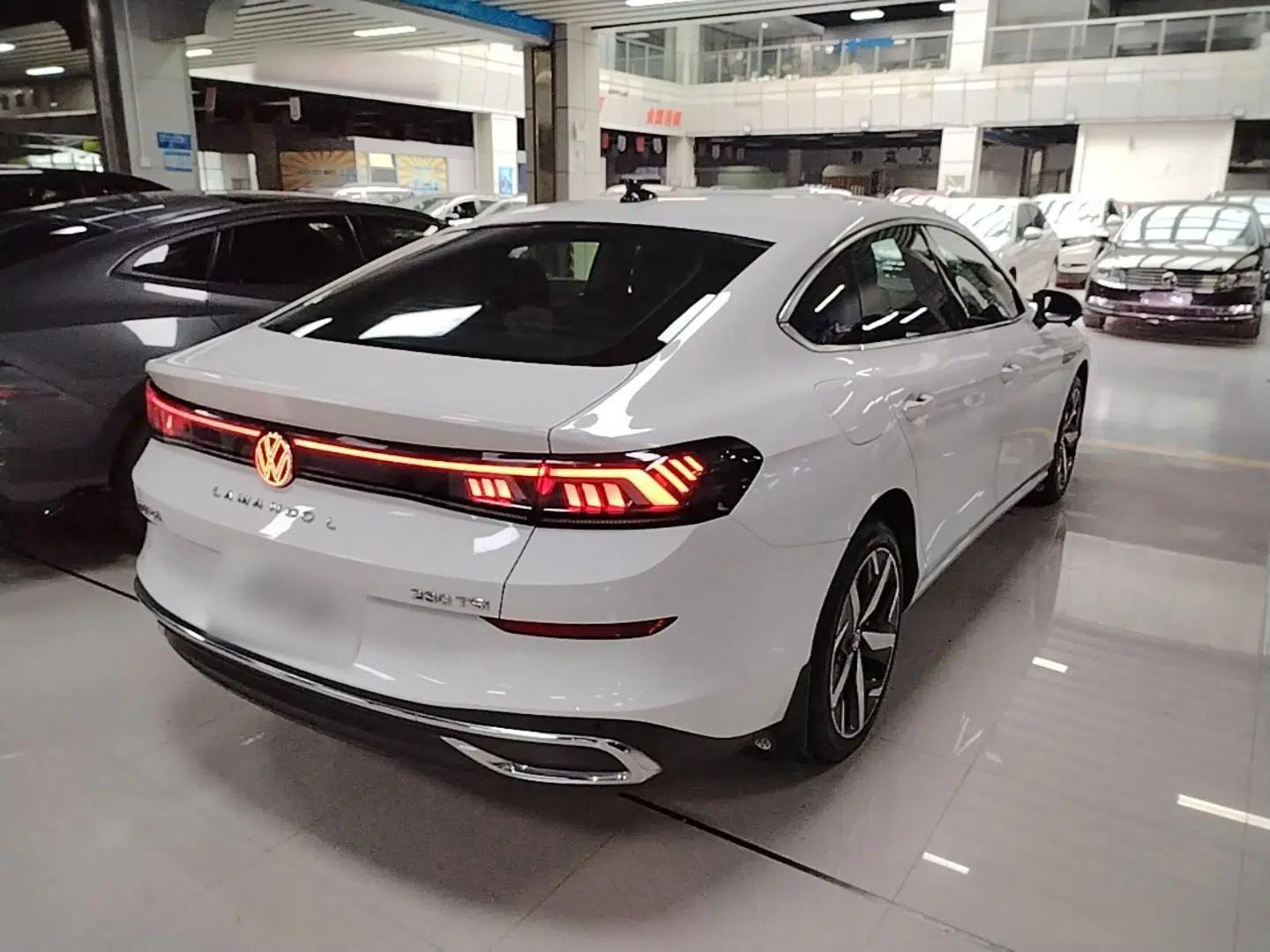 Volkswagen Lamando 2022 Lavida L 280TSI DSG Cool & Spicy Edition — миниатюра 6