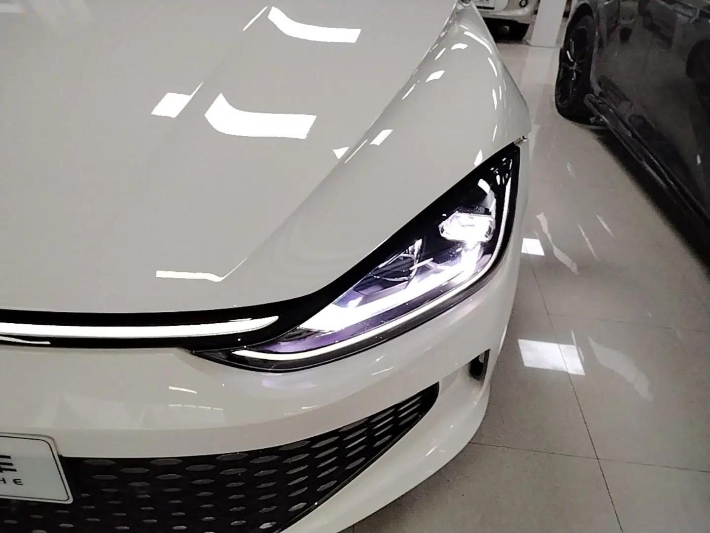Volkswagen Lamando 2022 Lavida L 280TSI DSG Cool & Spicy Edition — миниатюра 9