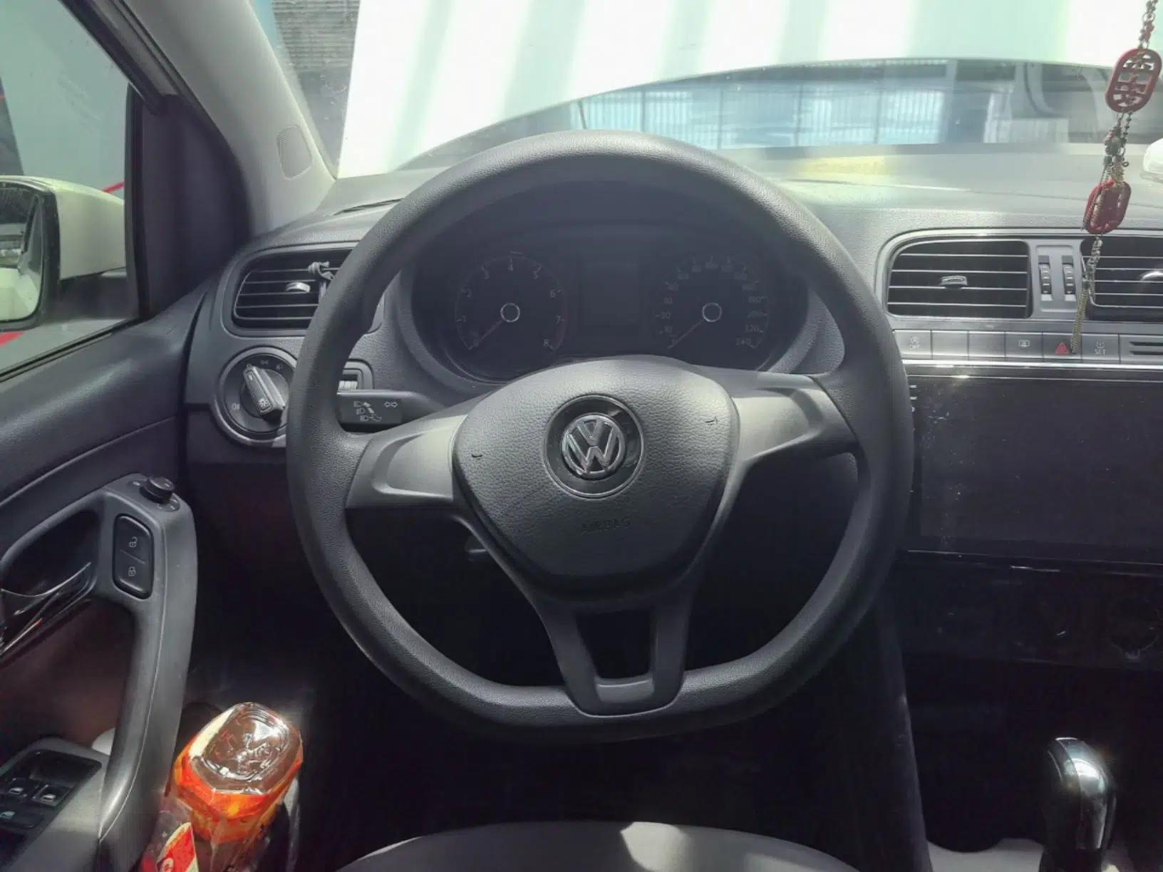 Volkswagen Polo 2018 1.5L Automatic Advanced Driving Model — миниатюра 13