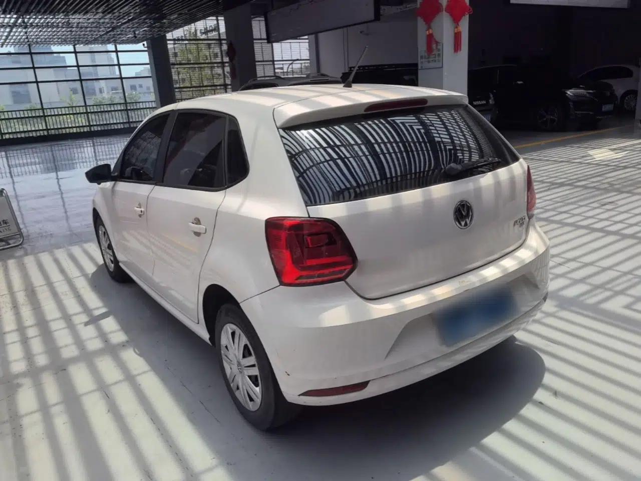 Volkswagen Polo 2018 1.5L Automatic Advanced Driving Model — миниатюра 7