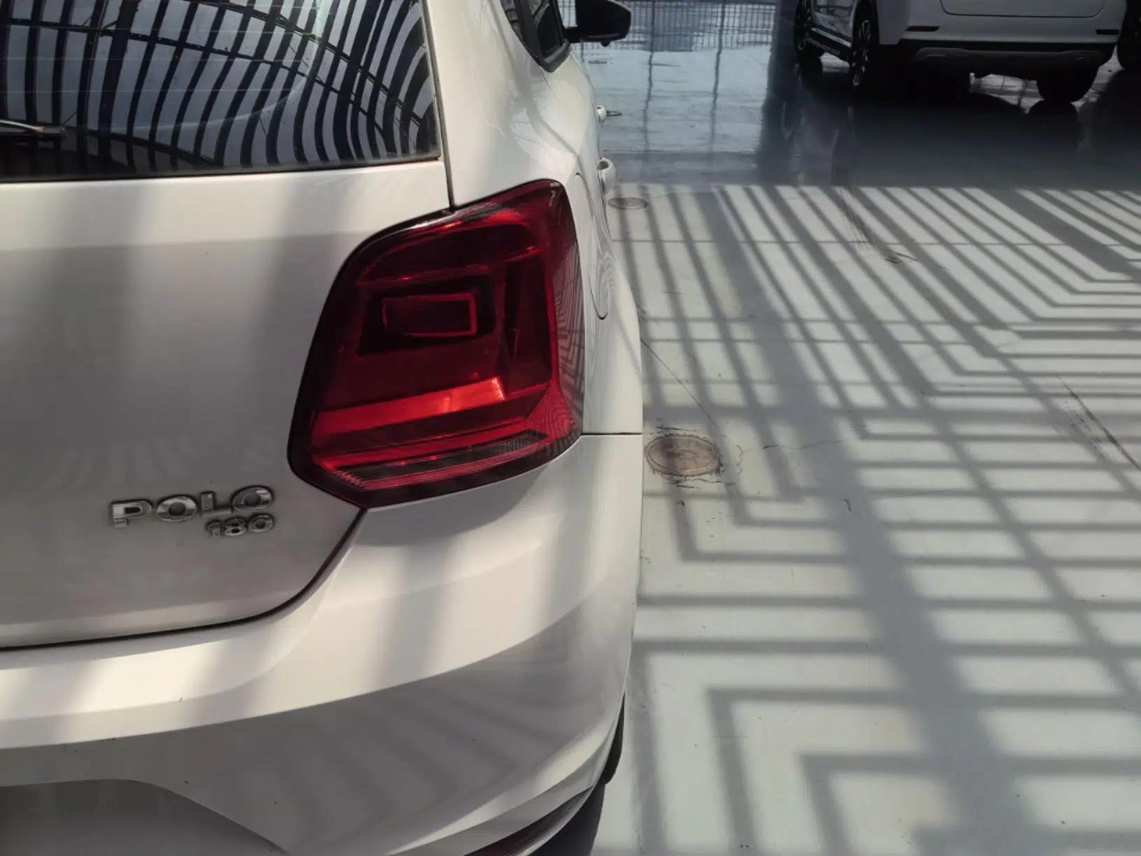 Volkswagen Polo 2018 1.5L Automatic Advanced Driving Model — миниатюра 8