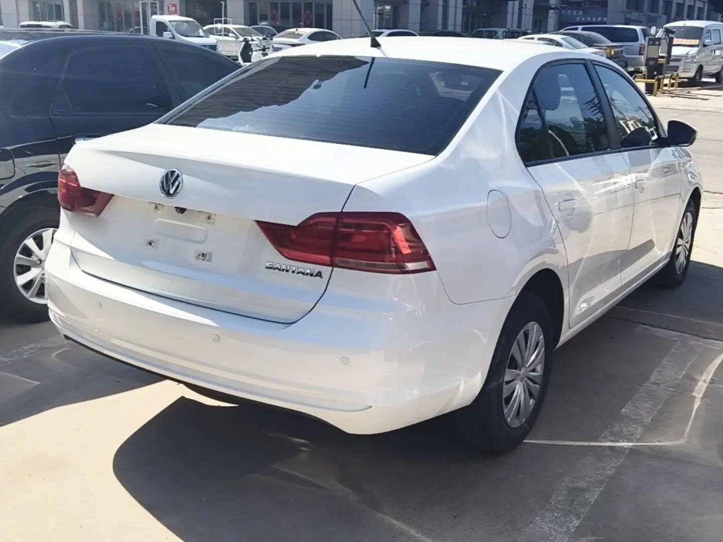 Volkswagen Santana 2018 1.5L Automatic Fashion Edition — миниатюра 6