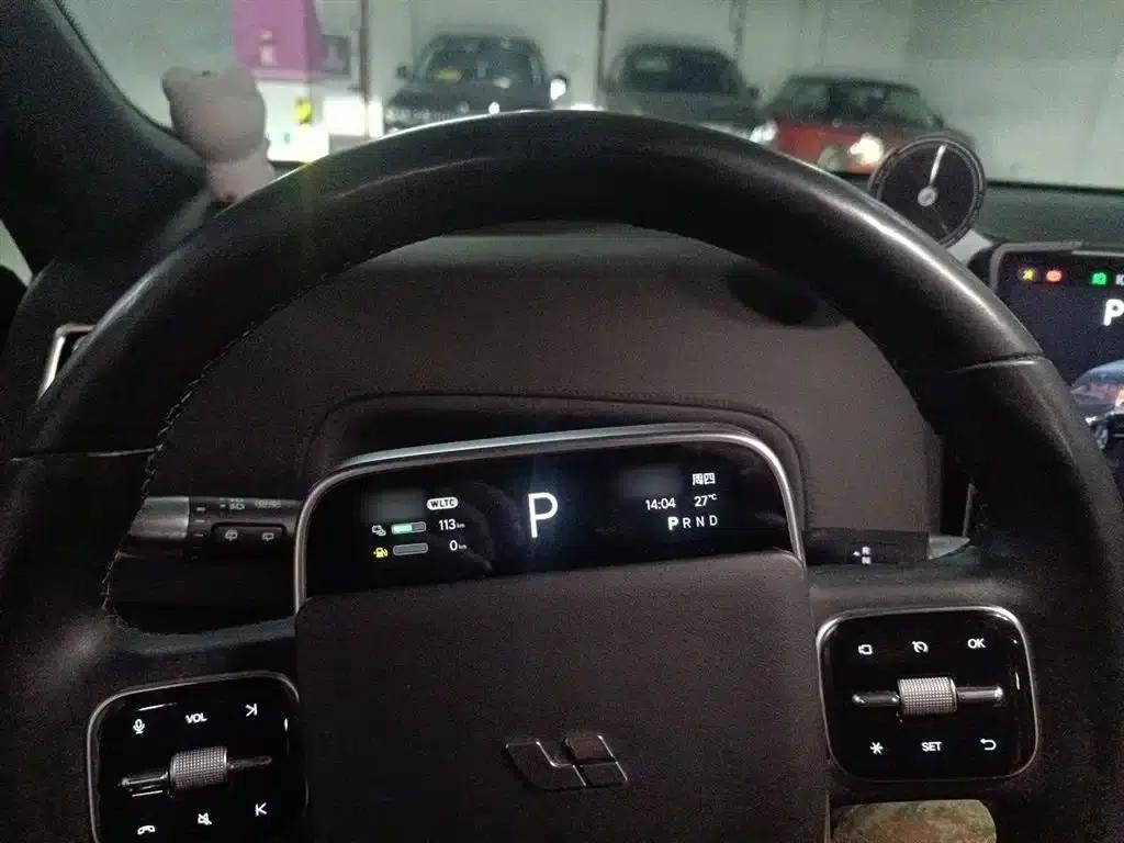 Li Auto L9 2022 Max — миниатюра 4