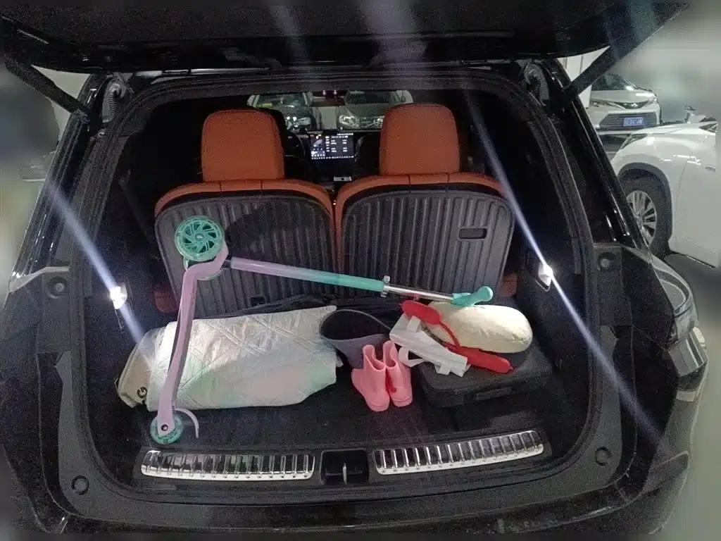 Li Auto L9 2022 Max — миниатюра 10