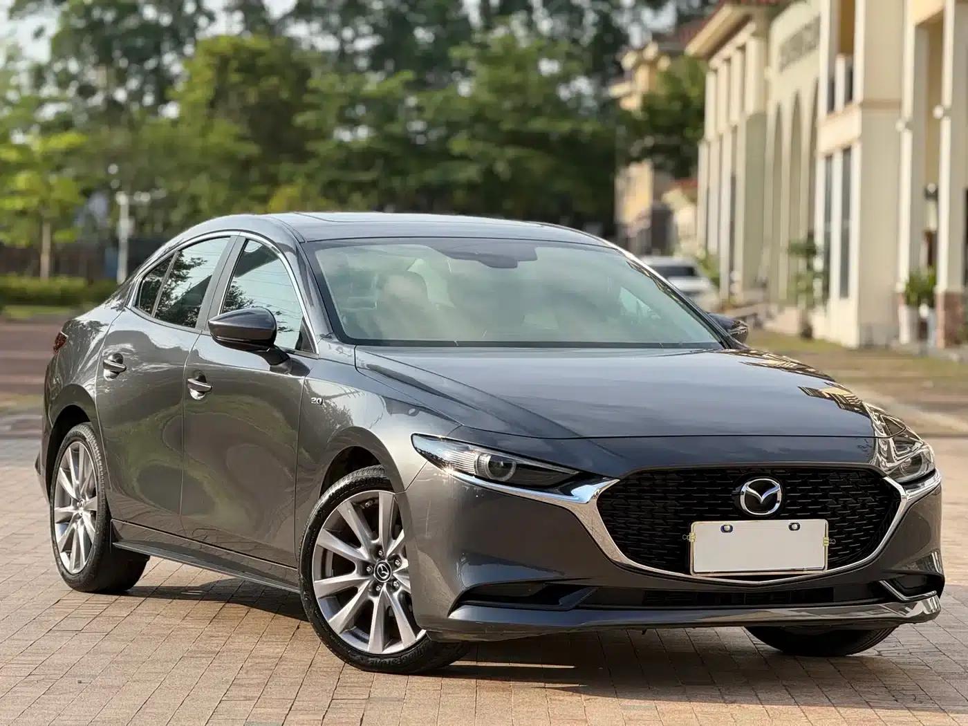Mazda3 Axela 2021 2.0L Automatic Premium Edition — миниатюра 3