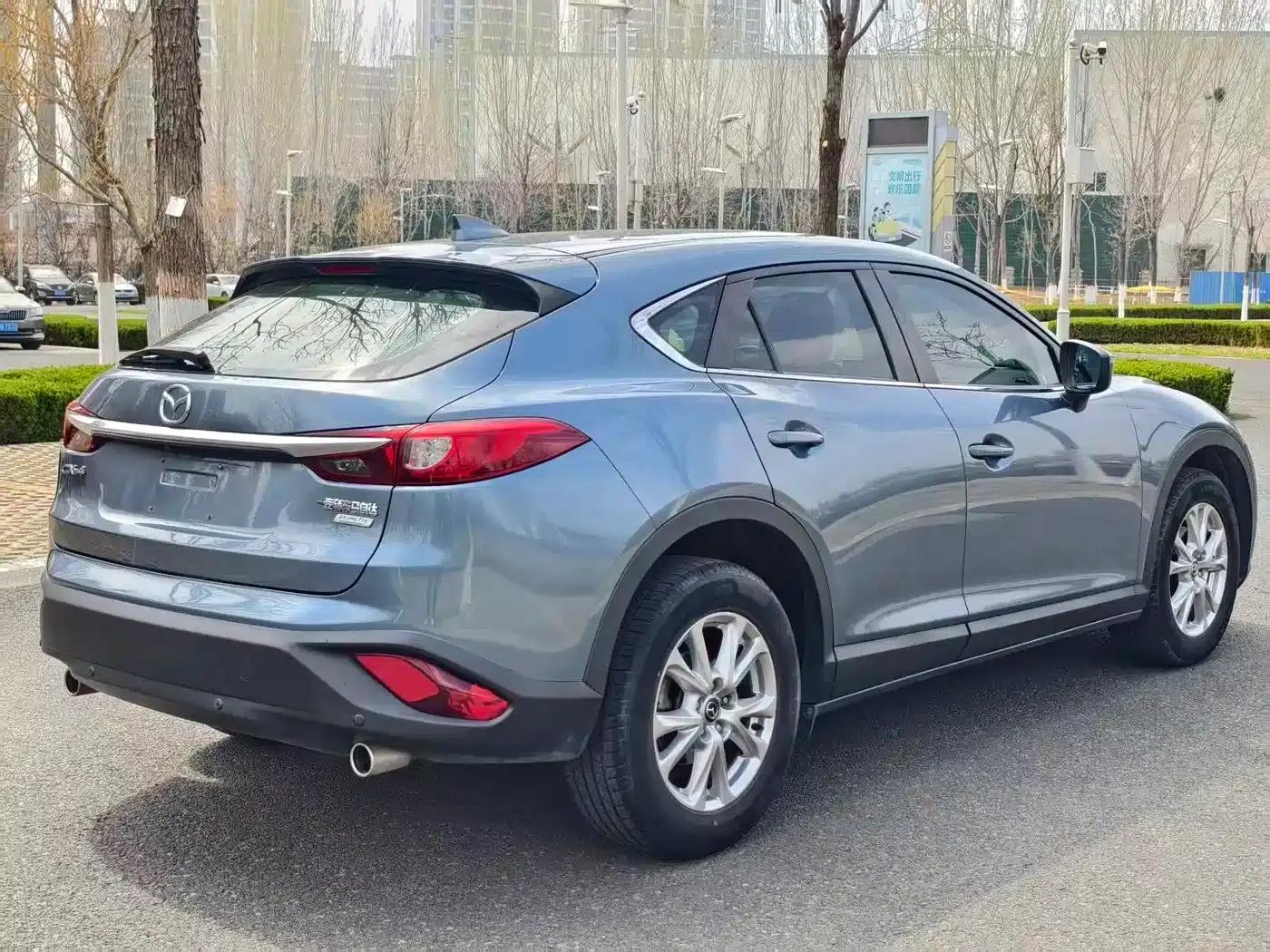 Mazda CX-4 2016 2.0L Automatic 2WD Blue Sky Premium Edition — миниатюра 6