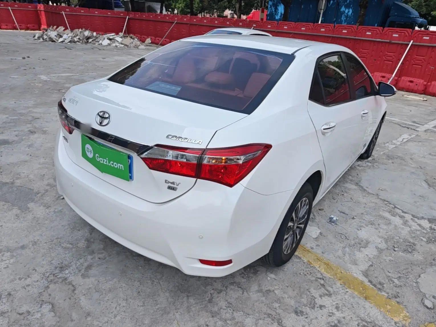 Toyota Corolla 2017 Revised Version 1.2T S-CVT GL — миниатюра 6