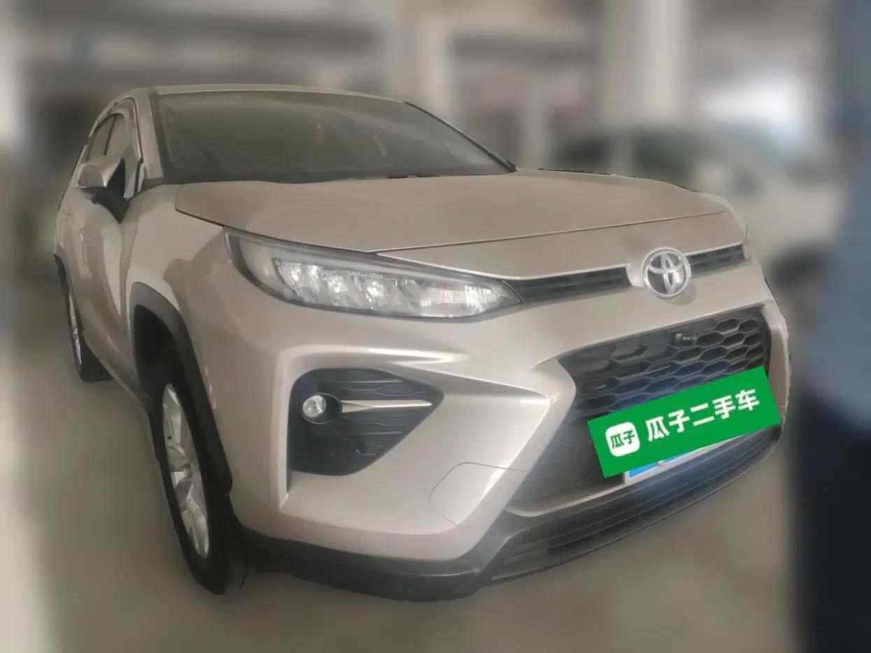 Toyota Wildlander 2022 Updated Version 2.0L CVT Two-Wheel Drive Leading Edition — миниатюра 3