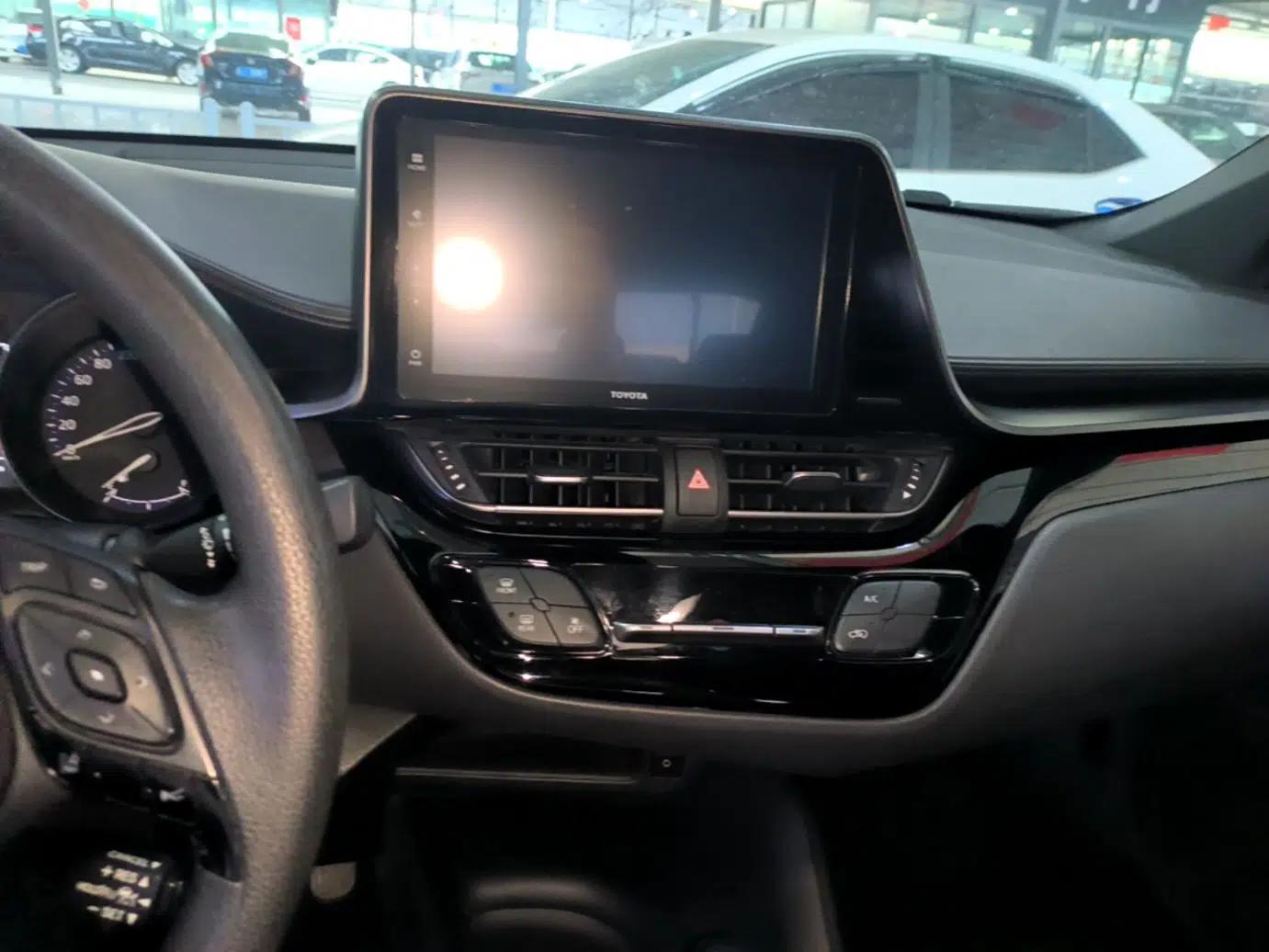 Toyota IZOA 2018 2.0L Yidong Version China V Standard — миниатюра 16