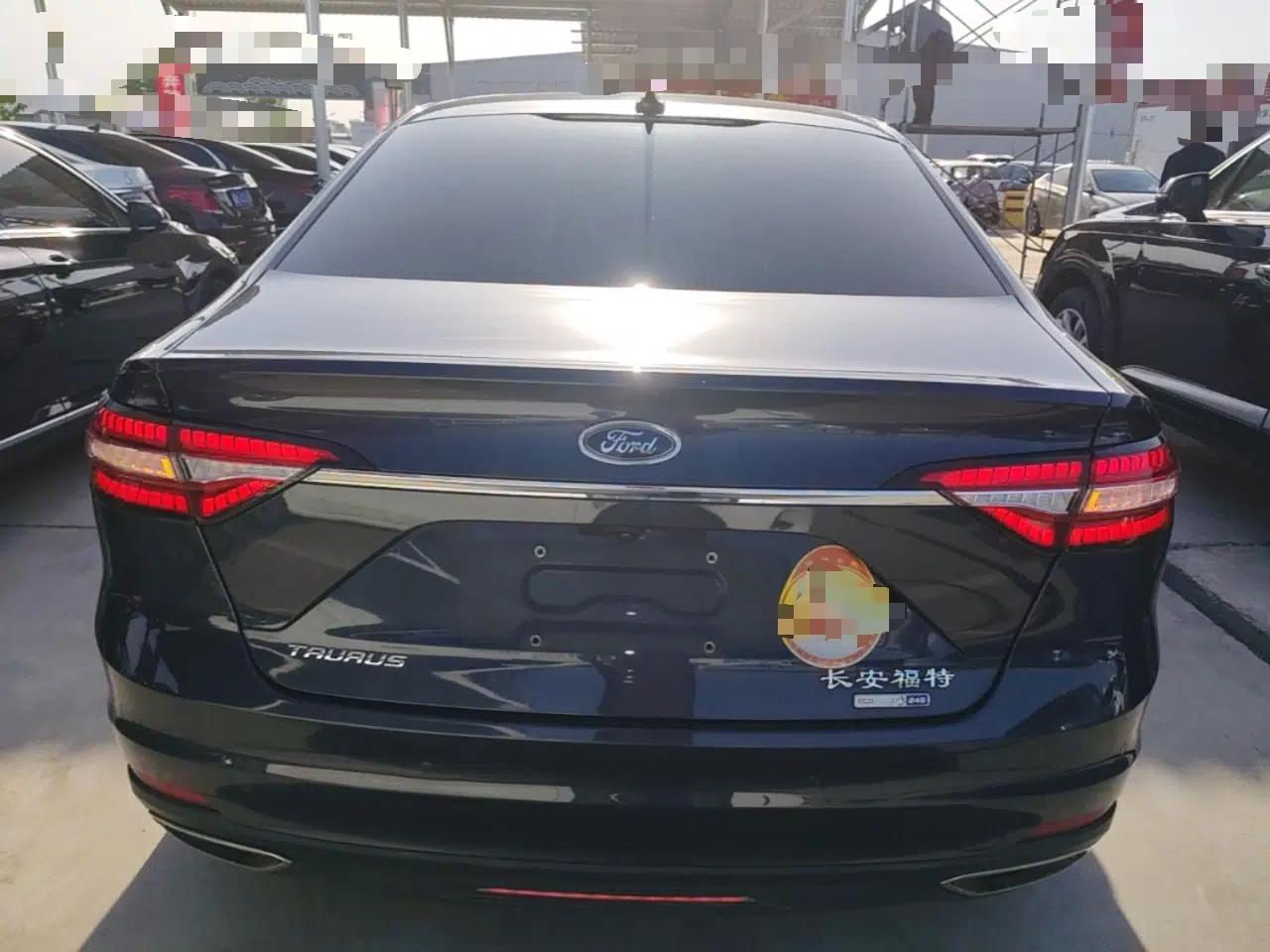 Ford Taurus 2019 EcoBoost 245 Comfort Edition — миниатюра 3