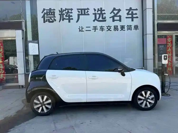 ORA Black Cat 2019 Model 351km Family Edition — миниатюра 4
