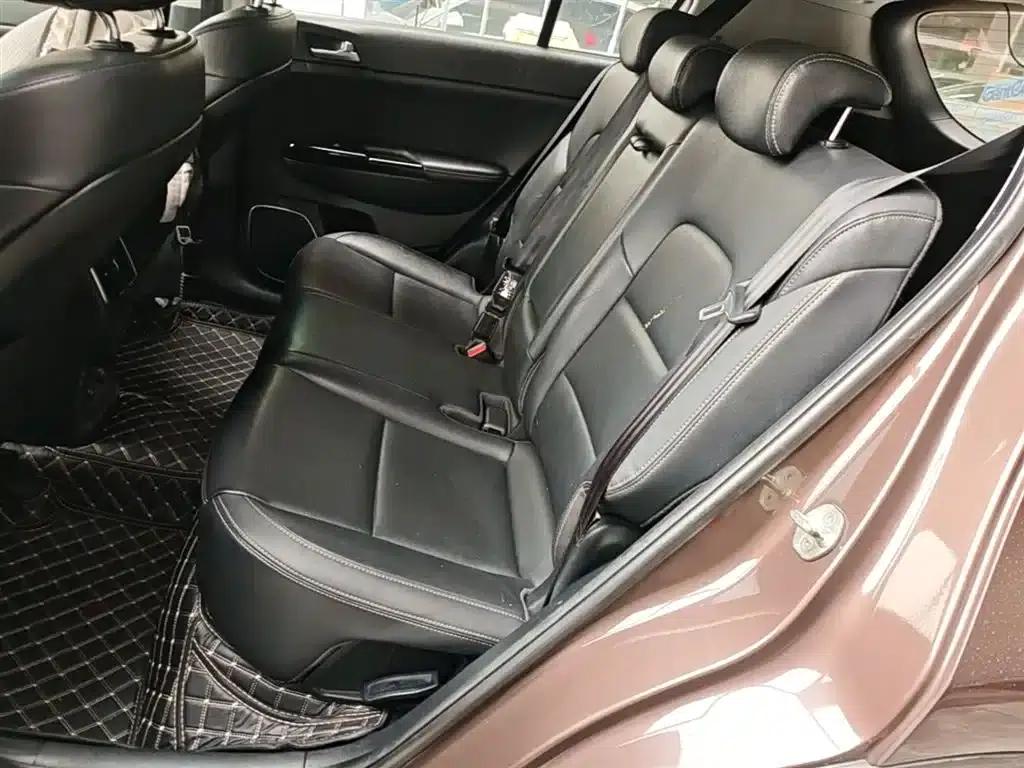 Kia KX5 2017 1.6T Automatic 2WD 15th Anniversary Special Edition DLX — миниатюра 17