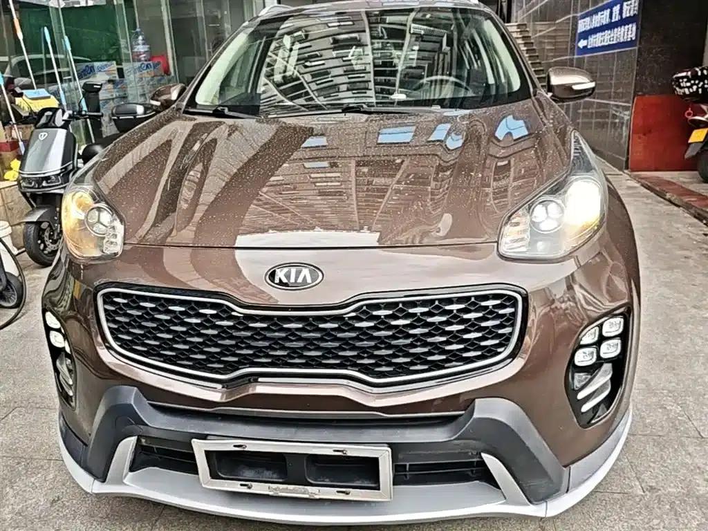 Kia KX5 2017 1.6T Automatic 2WD 15th Anniversary Special Edition DLX — миниатюра 3