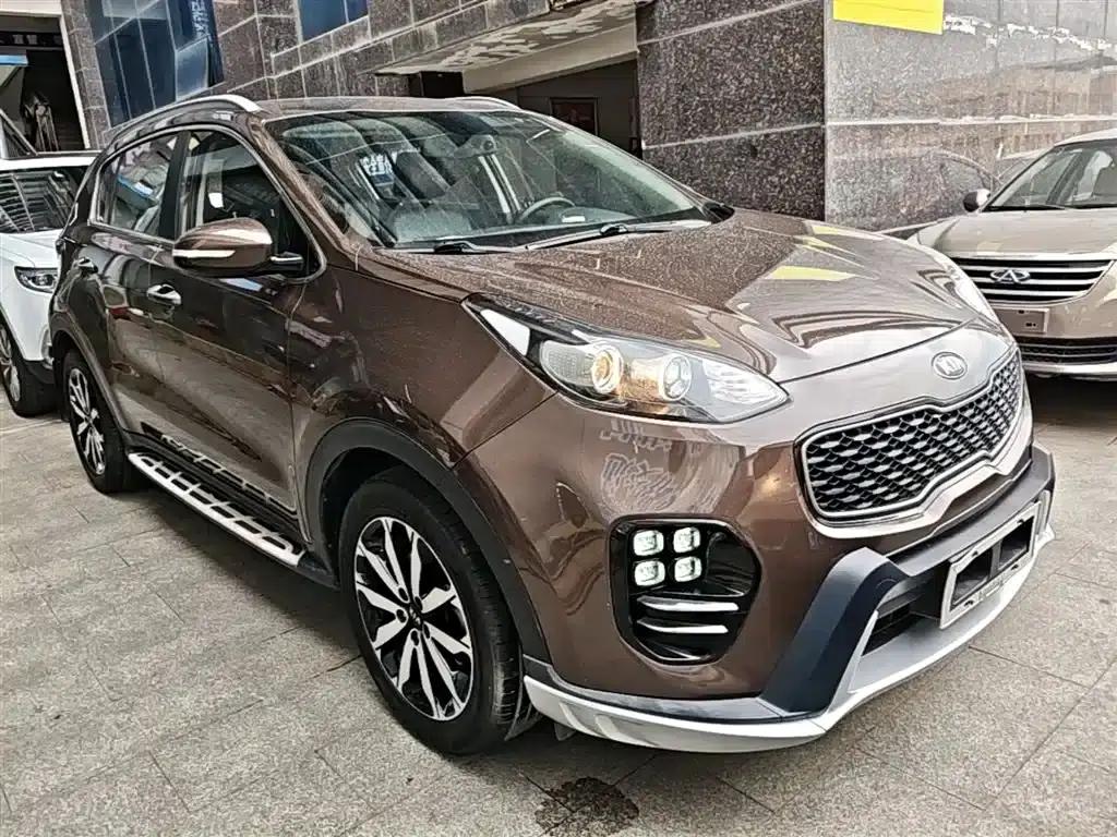 Kia KX5 2017 1.6T Automatic 2WD 15th Anniversary Special Edition DLX — миниатюра 4