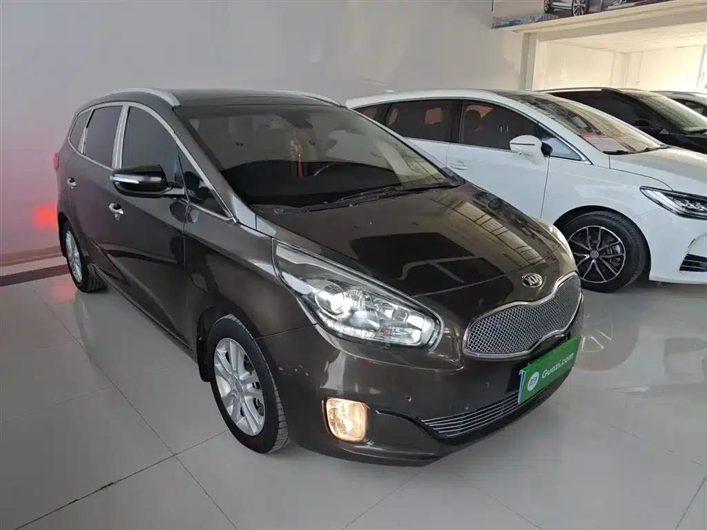 Carens 2013 2.0L 7-seater Automatic Deluxe Edition (National IV Emission Standard) — миниатюра 23