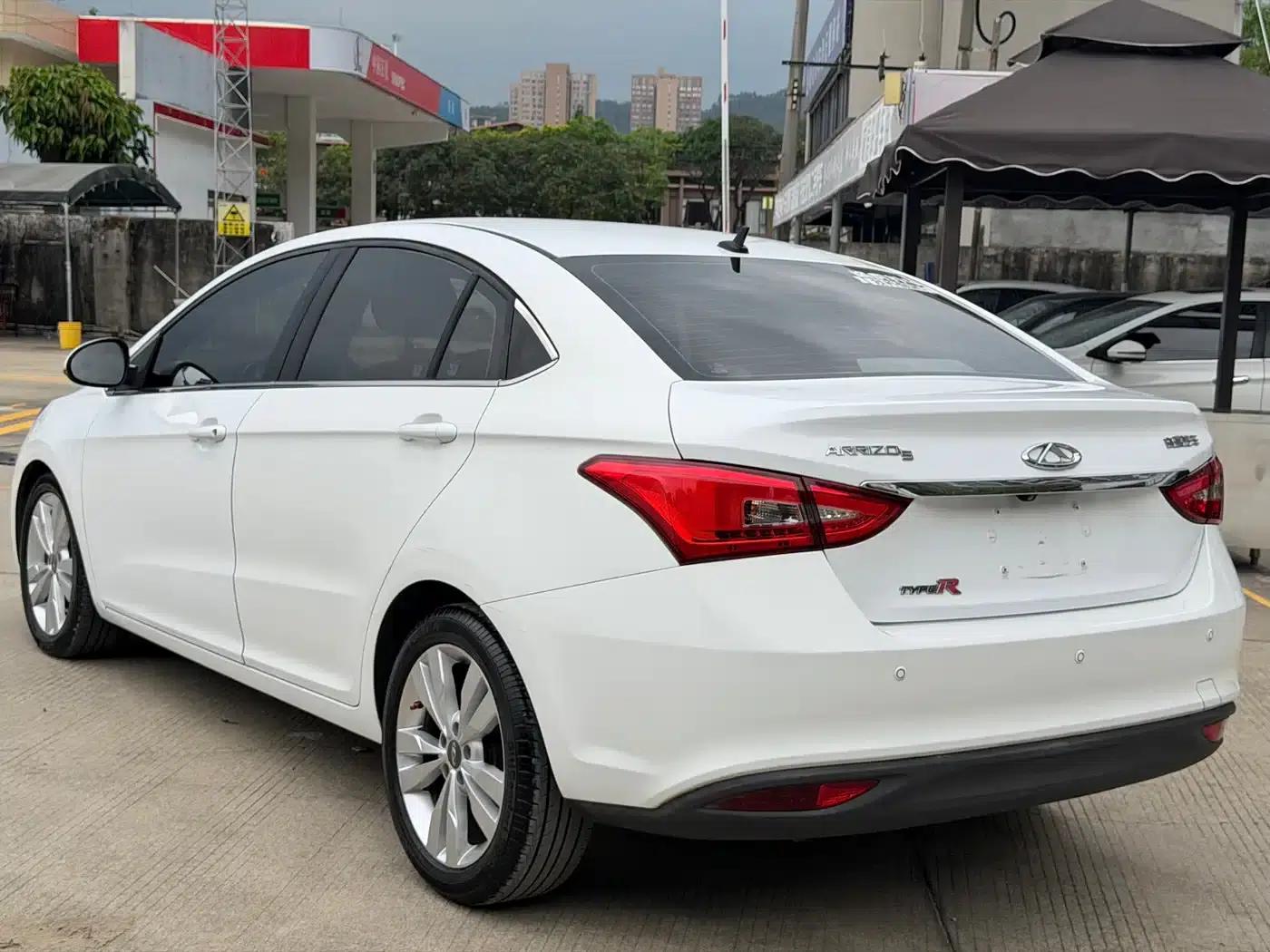 Chery Arrizo 5 2016 1.5L CVT Leading Edition — миниатюра 4