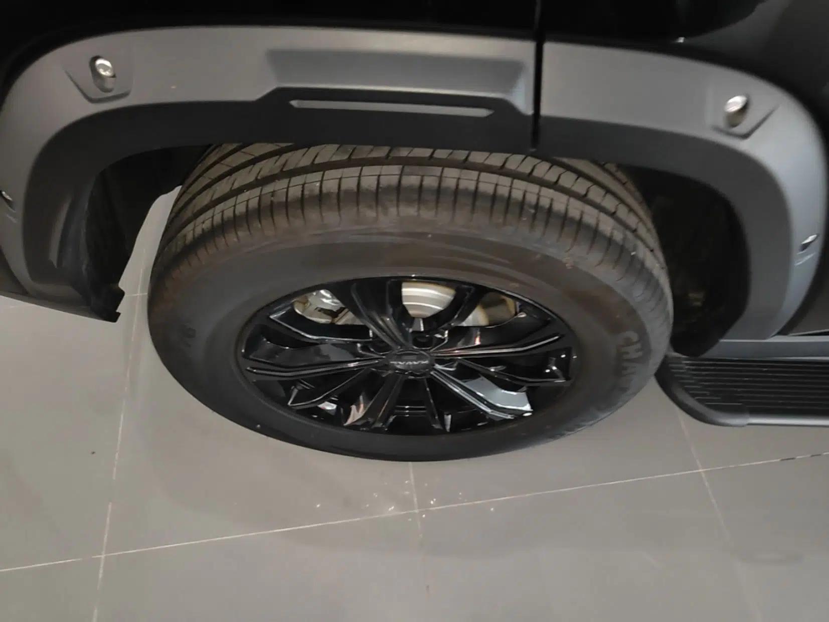 Haval Raptor New Energy 2026 Model Hi4 105 Pro — миниатюра 10