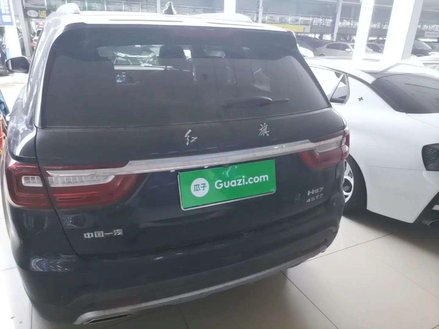 Hongqi HS7 2021 2.0T DCT Two-Wheel Drive Smart Connect Flagship Edition — миниатюра 3