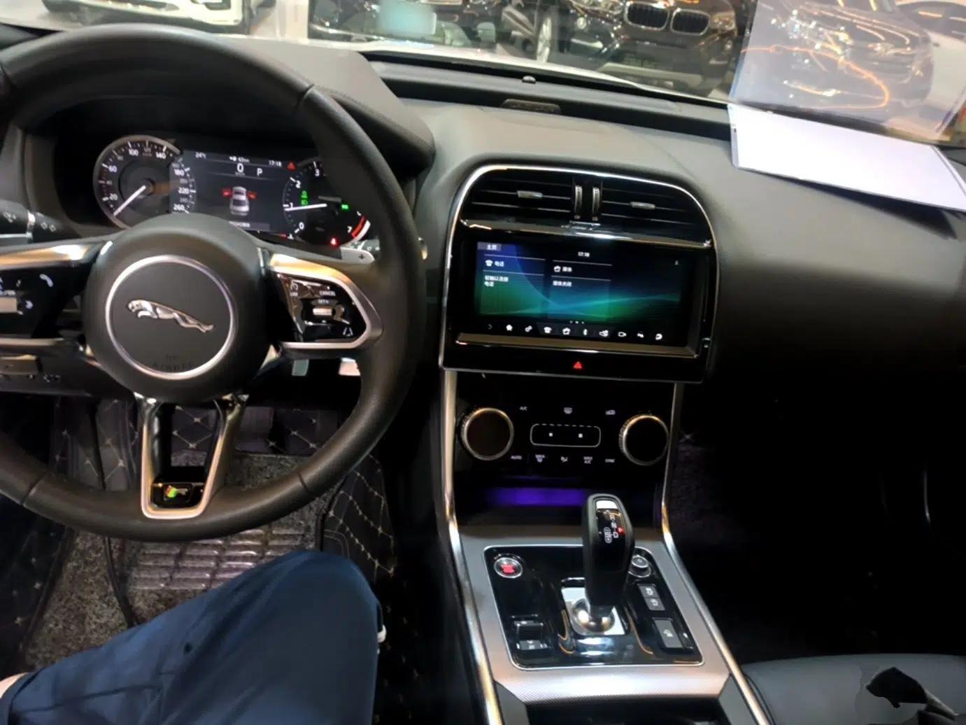 Jaguar XEL 2020 2.0T 200PS R-DYNAMIC Youth Sports Edition — миниатюра 13