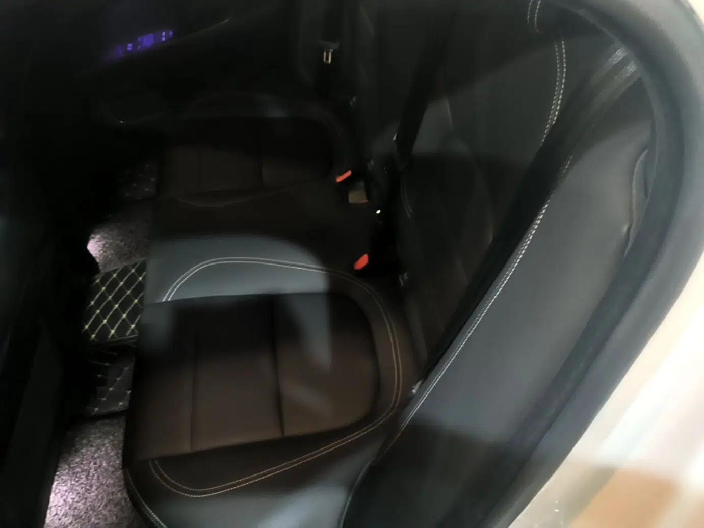Jaguar XEL 2020 2.0T 200PS R-DYNAMIC Youth Sports Edition — миниатюра 20