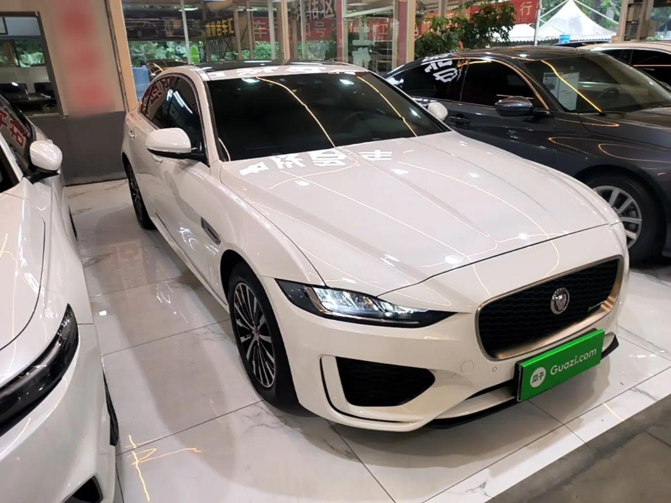 Jaguar XEL 2020 2.0T 200PS R-DYNAMIC Youth Sports Edition — миниатюра 3