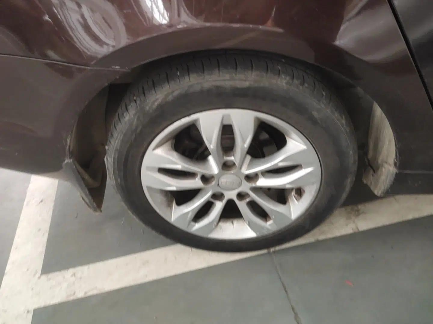 Geely Auto Emgrand 2016 Sedan 1.5L Manual Upward Edition — миниатюра 10