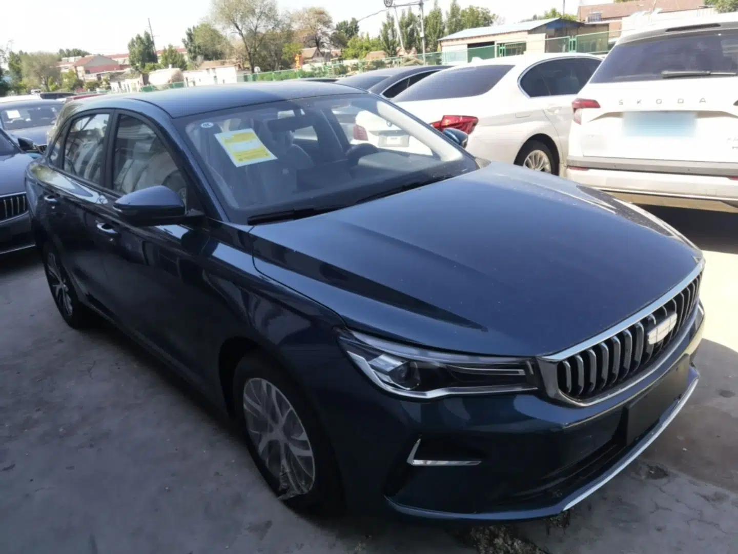 Geely Auto Emgrand 2026 Model 4th Generation 4 Millionth Anniversary Edition 1.5L CVT Overdrive Edition — миниатюра 3