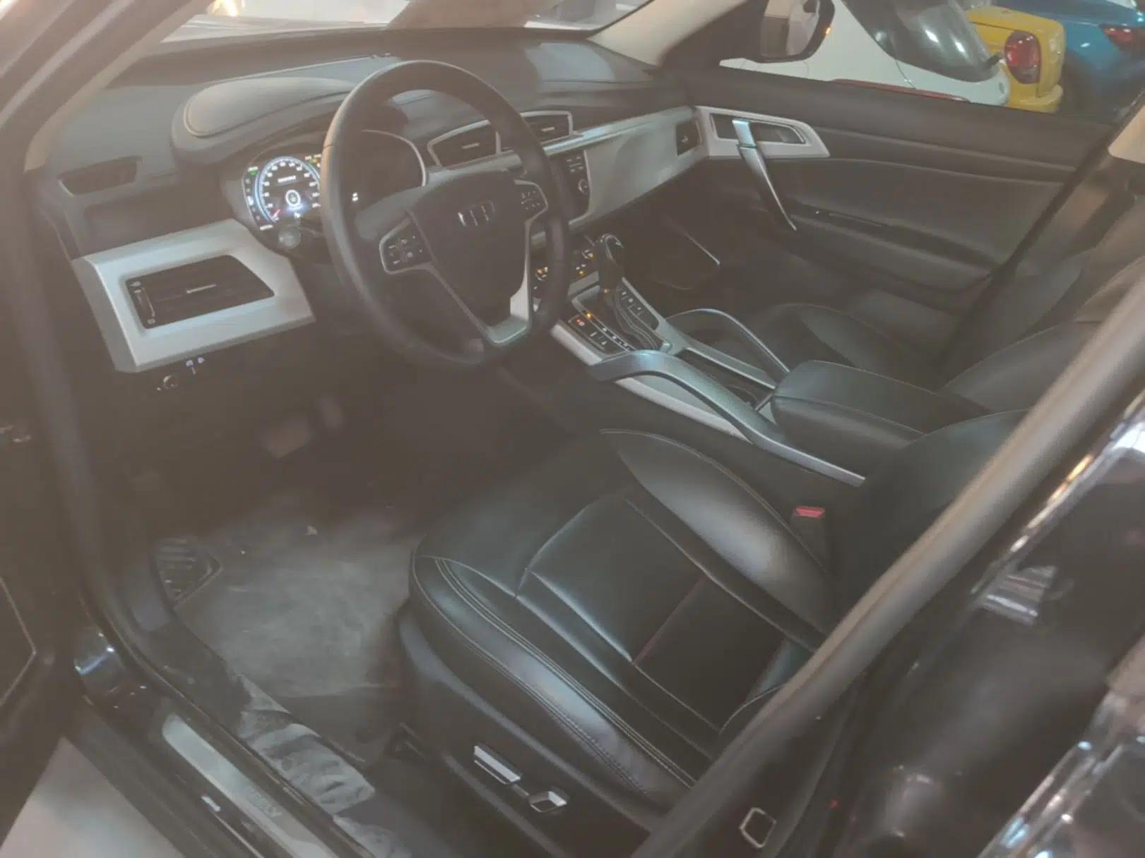 Geely Auto Emgrand X7 Sport 2018 1.8TD Automatic Two-Wheel Drive Smart Connect 4G Internet Edition — миниатюра 17