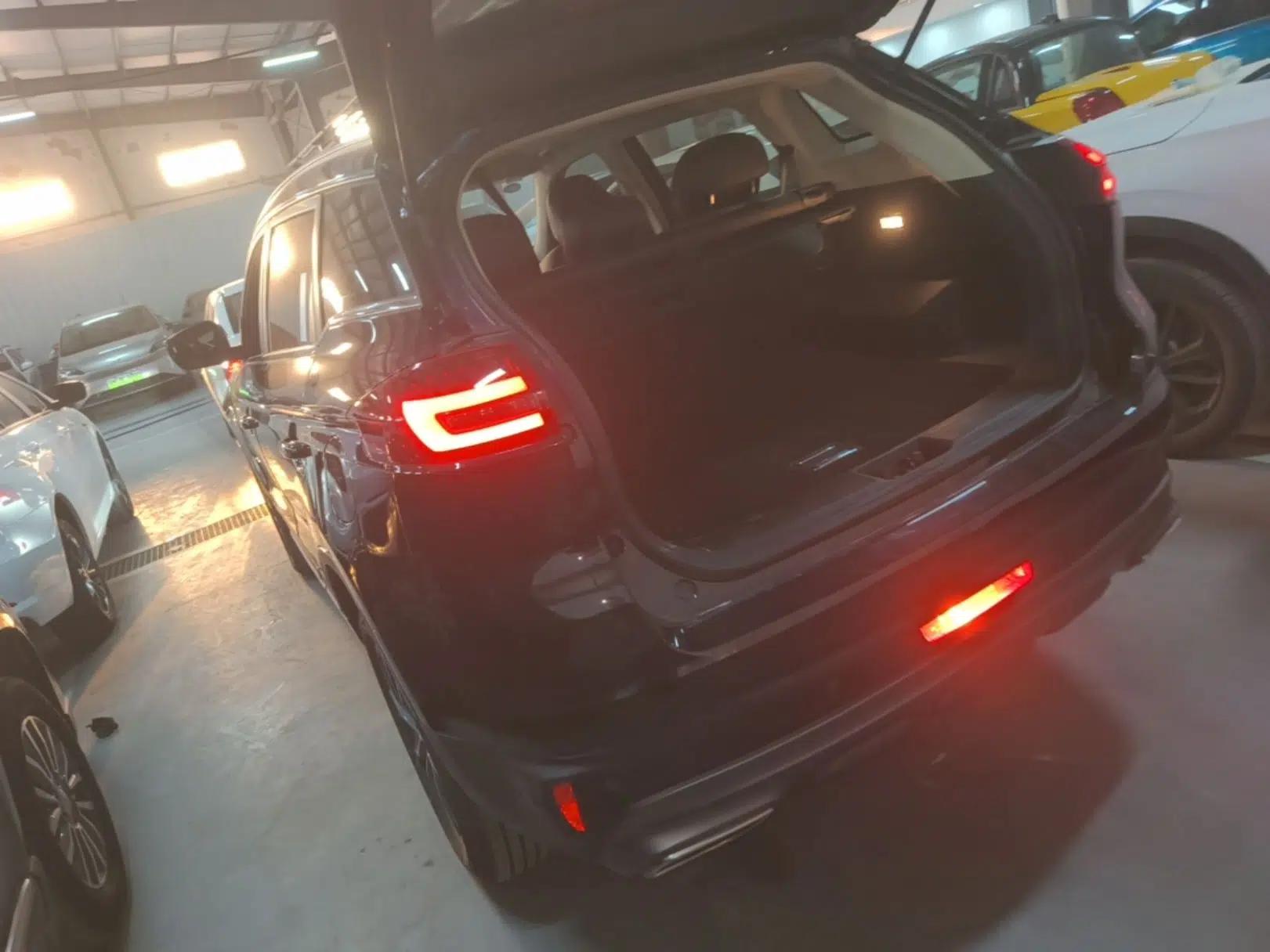 Geely Auto Emgrand X7 Sport 2018 1.8TD Automatic Two-Wheel Drive Smart Connect 4G Internet Edition — миниатюра 7
