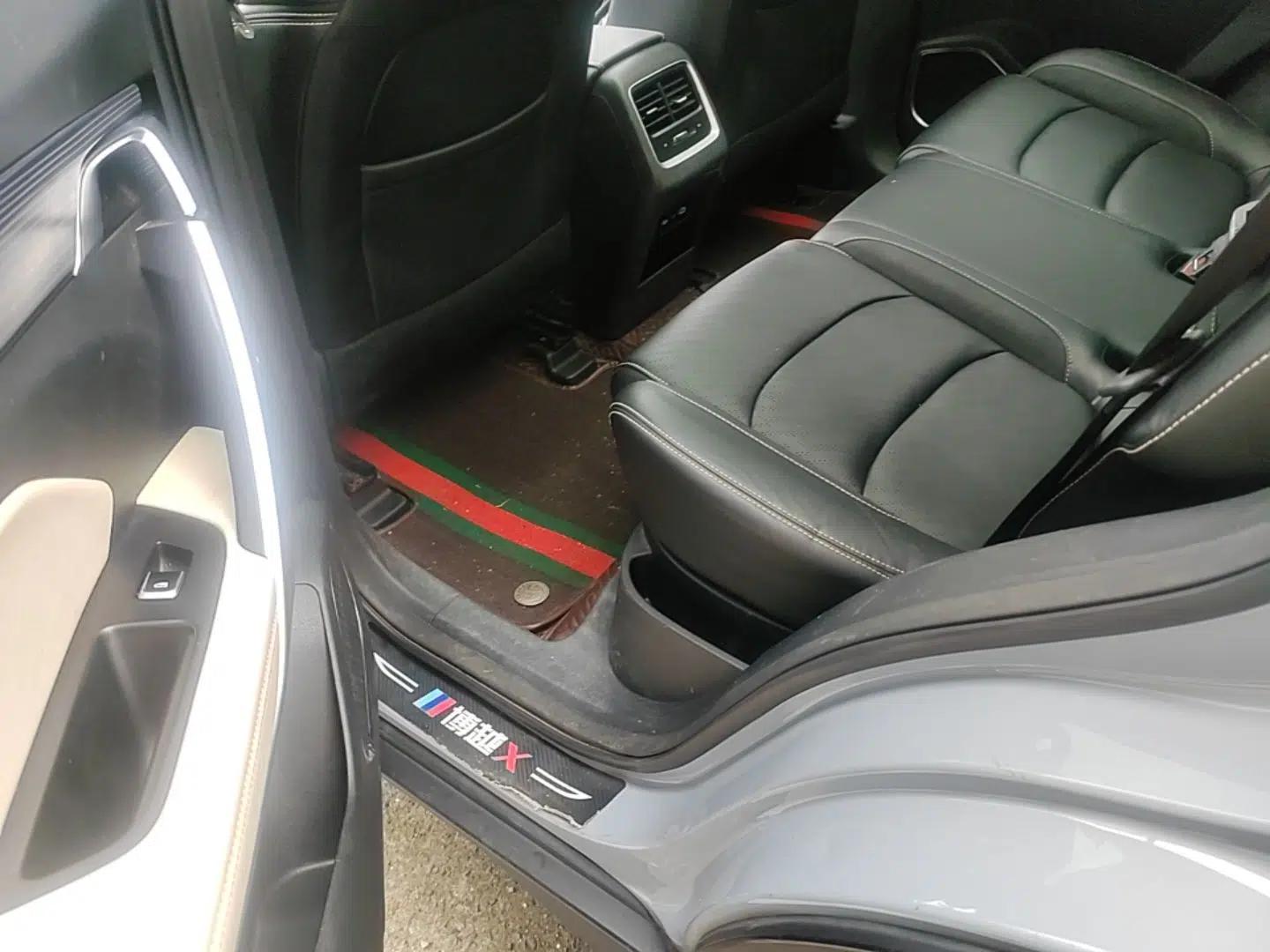 Geely Auto Emgrand X7 Sport 2022 Boyue X 1.8TD DCT ZhiZun Edition — миниатюра 20