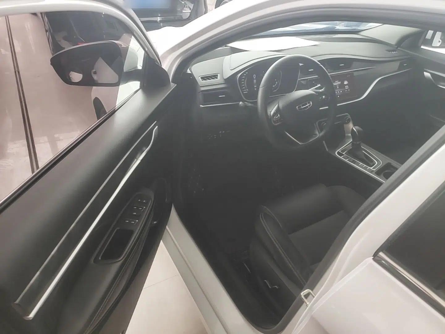 Geely Auto Binray 2021 1.4T CVT Asian Games Edition — миниатюра 19