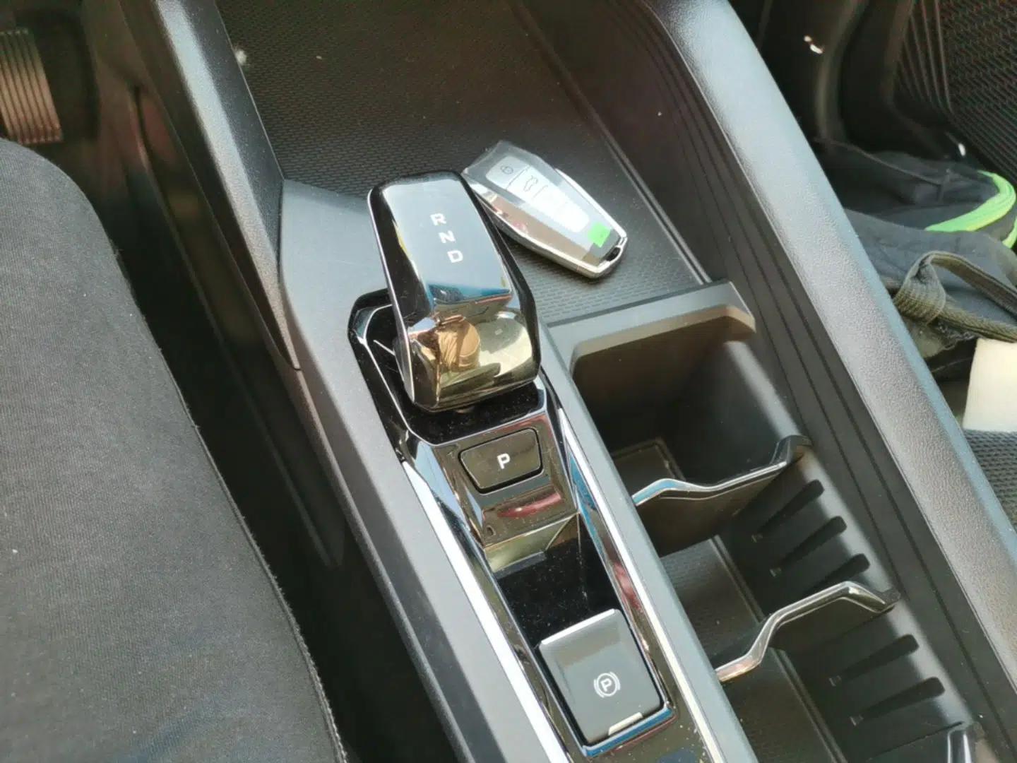 Geely Auto Binray 2024 Binrui COOL 1.5T DCT Longteng Edition — миниатюра 17