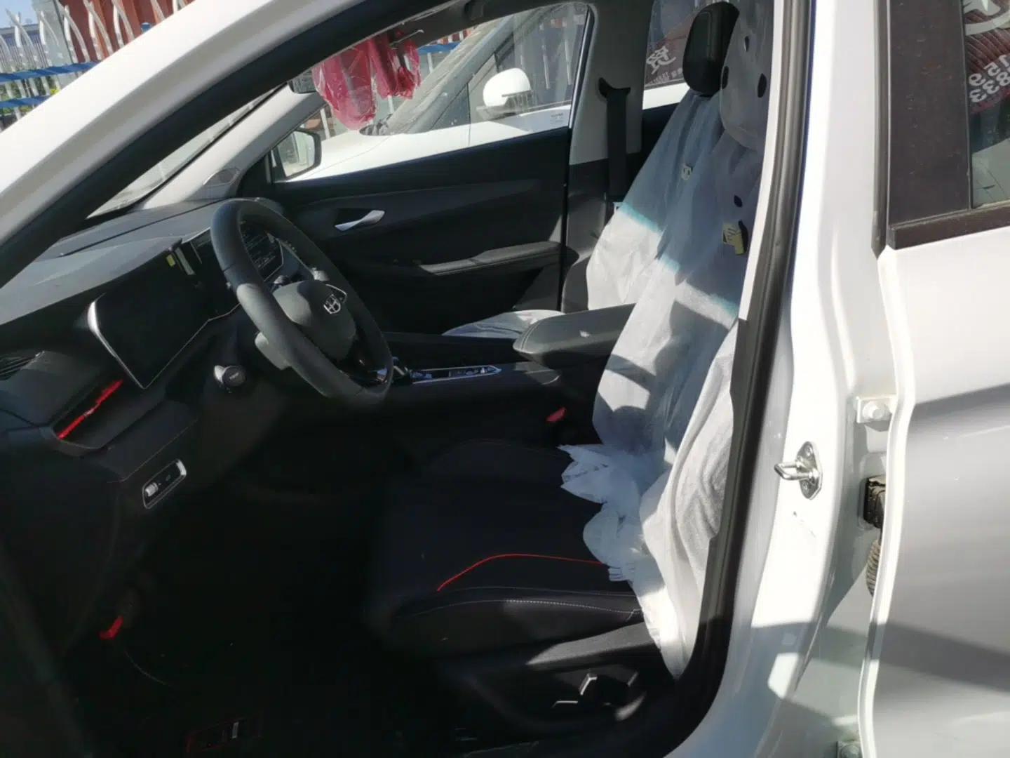 Geely Auto Binray 2024 Binrui COOL 1.5T DCT Longteng Edition — миниатюра 18