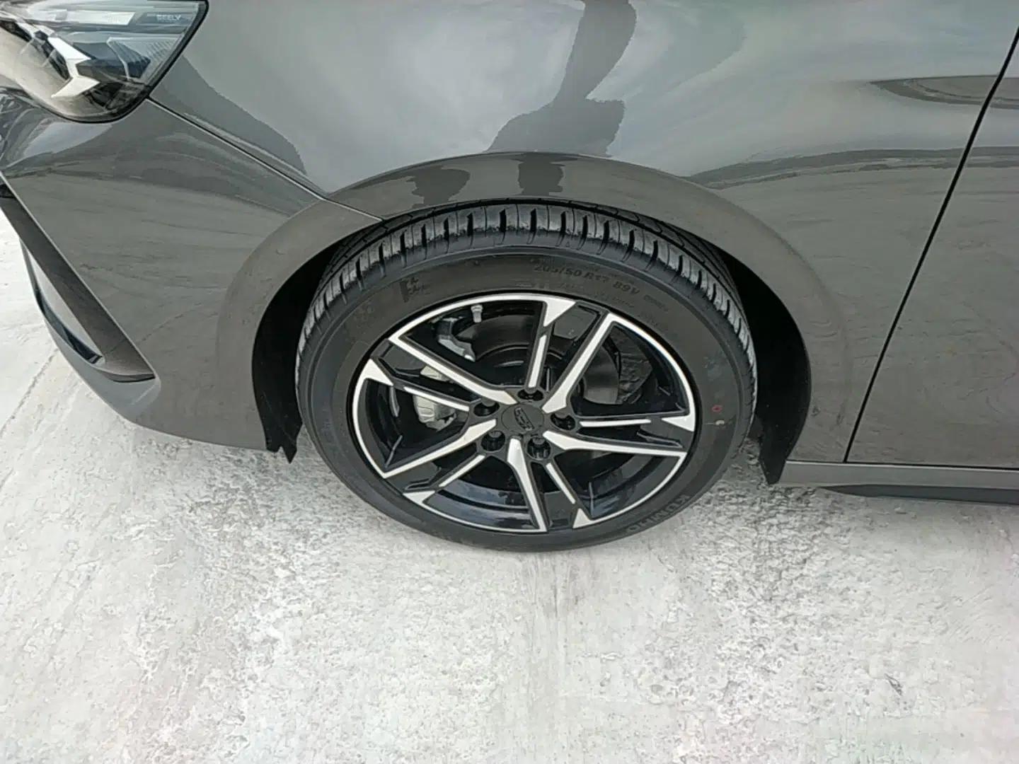 Geely Auto Binray 2024 Binrui COOL 1.5T DCT Longteng Edition — миниатюра 9