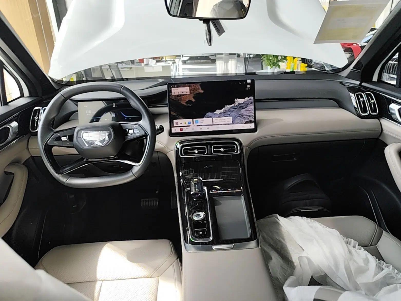 Geely Auto FX11 2025 4th Generation 1.5TD DCT – The Start — миниатюра 13