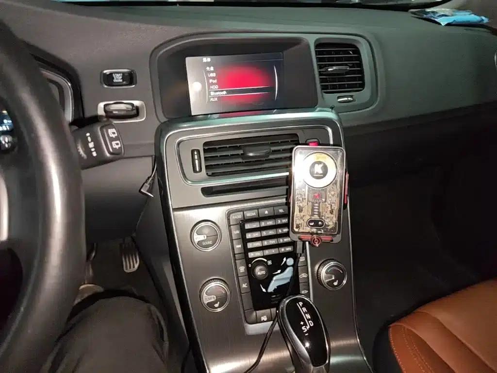 2015 Volvo V60 T5 Smart Edition — миниатюра 6