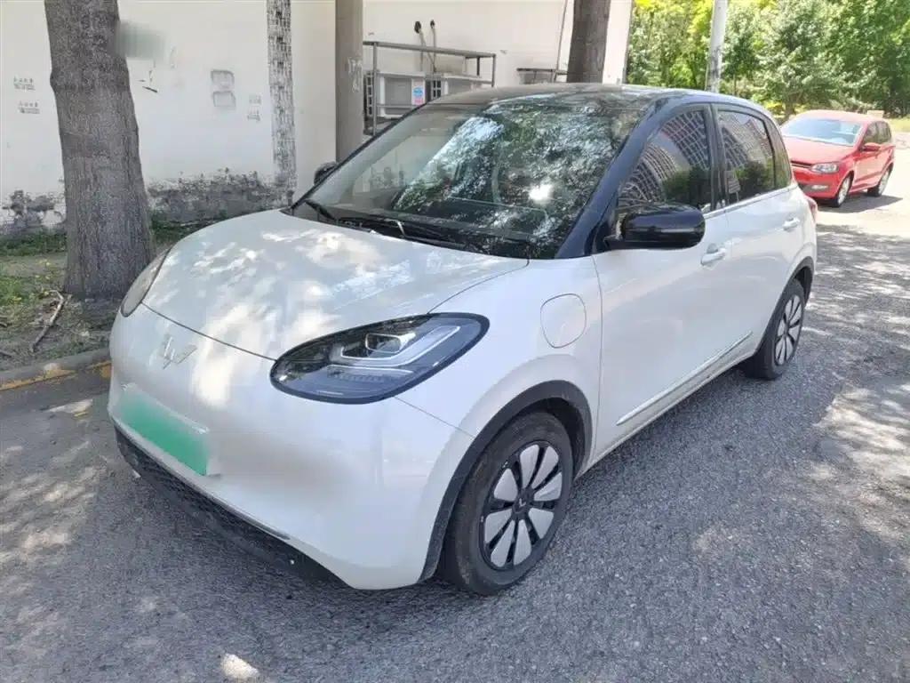 Wuling Bingo 2024 Model, 333km Range, Enjoy Edition — миниатюра 2