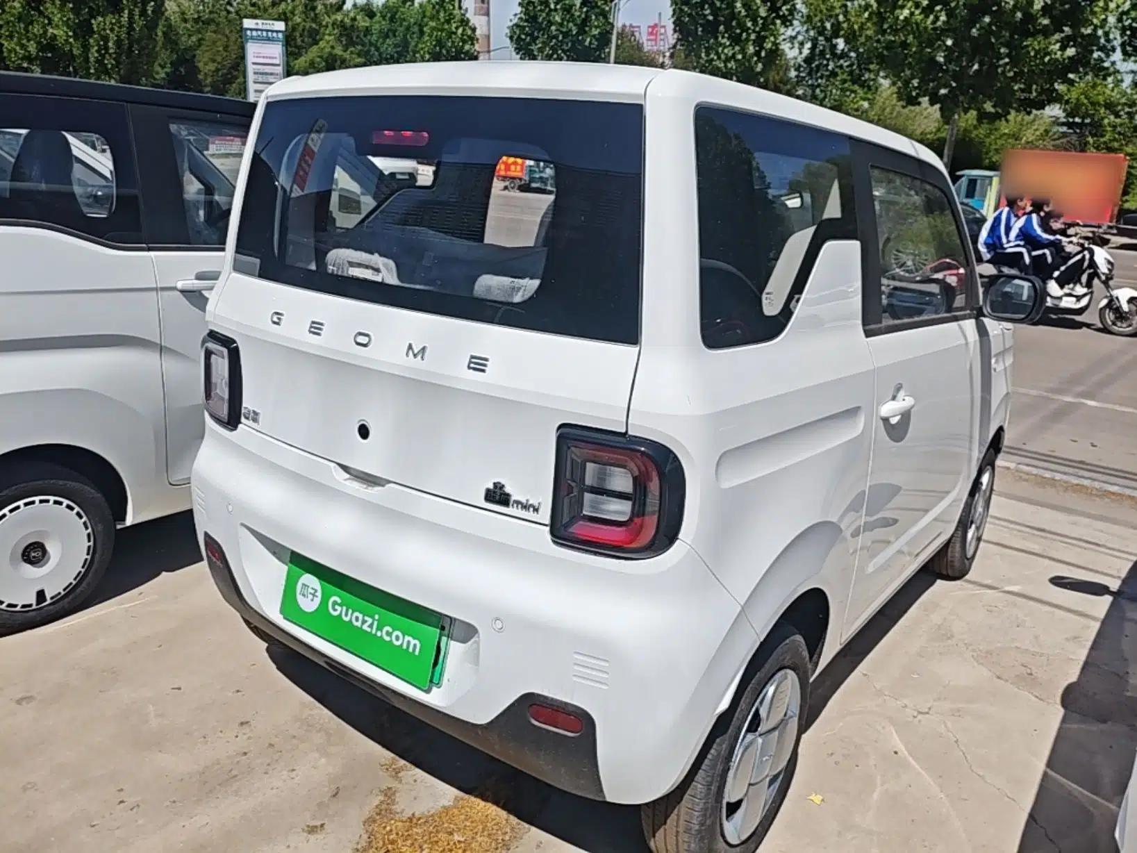 Geely Galaxy Panda 2024 Panda Mini 200km Endurance Bear — миниатюра 6